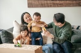 Nambah Adik Perlu Diskusi Dulu Nggak Sih? Parenting Modern Kok Ribet!