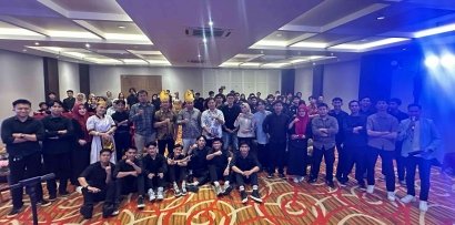 Dukung Penuh Kegiatan Mahasiswa, Bupati Tojo Una-una Lantik Pengurus IKPMTU Makassar