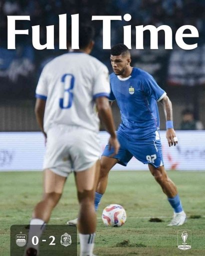 Kalah di Laga Perdana Lawan Port Fc, Pelatih Persib Bandung Bangga dengan Performa Pemain