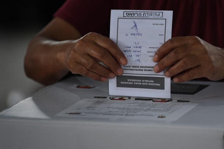 Ilustrasi pemungutan suara ulang (PSU). (Sumber: ANTARA FOTO/WAHYU PUTRO A via kompas.com)